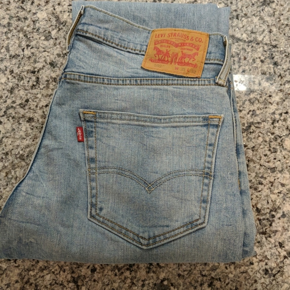 Levi's 502 regular taper jeans